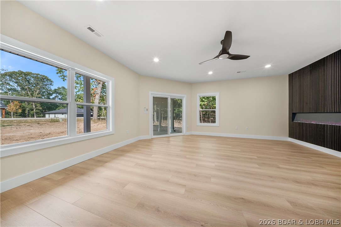 Grand Point No. 2 - Residential