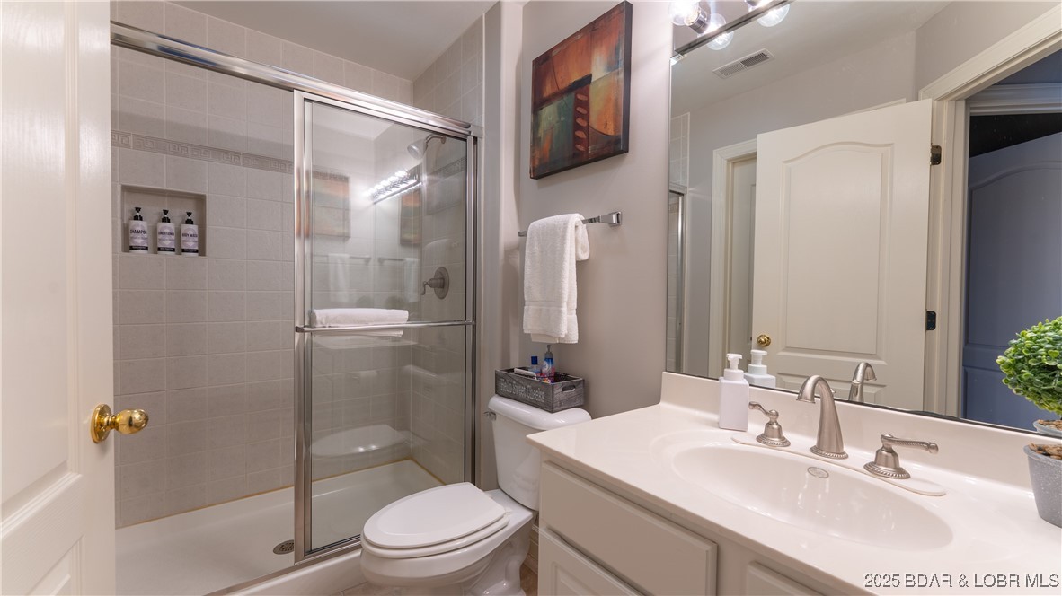 The Falls Condo - East Shore - Residential