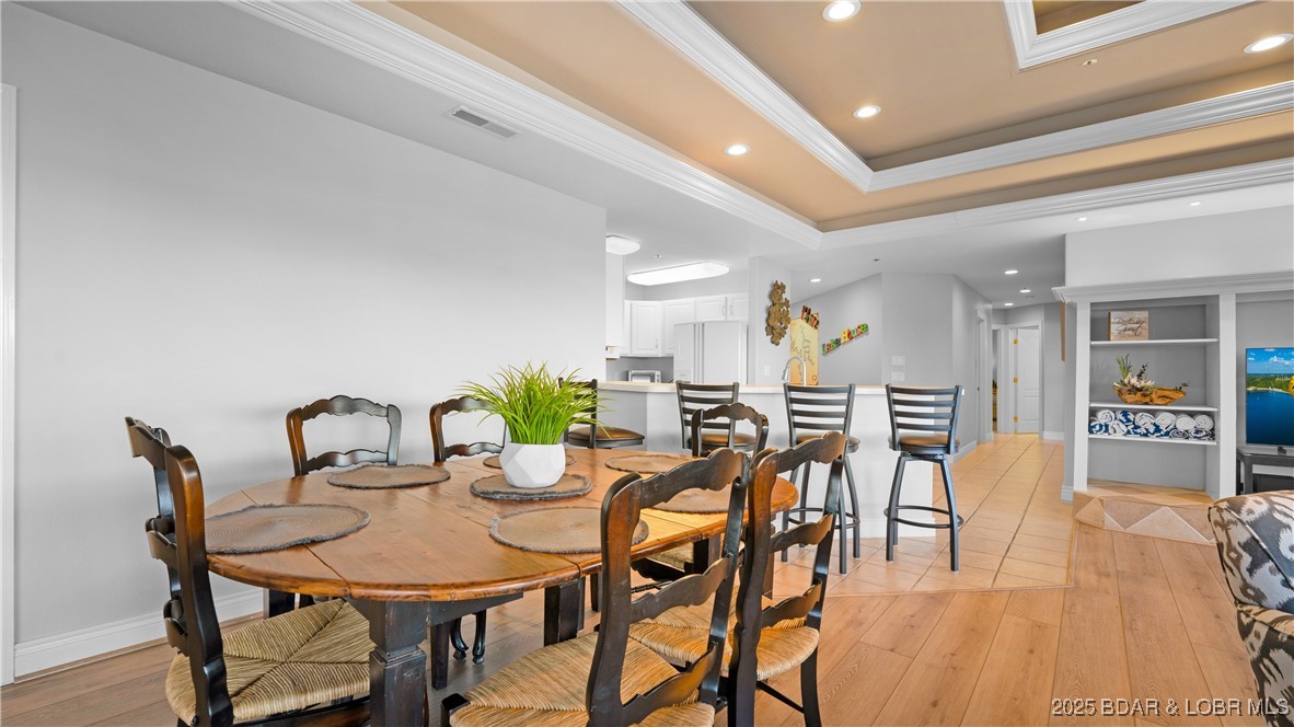 The Falls Condo - East Shore - Residential