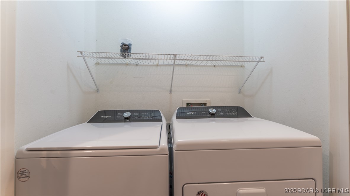 The Falls Condo - East Shore - Residential