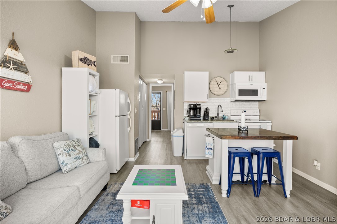 Southwood Shores Condominium - Residential