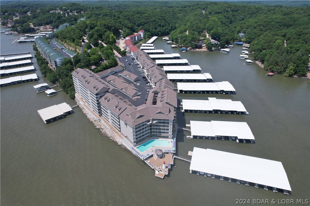 Lake Ozark, Missouri 65049, United States, 3 Bedrooms Bedrooms, ,3 BathroomsBathrooms,Residential,Contingent,57282