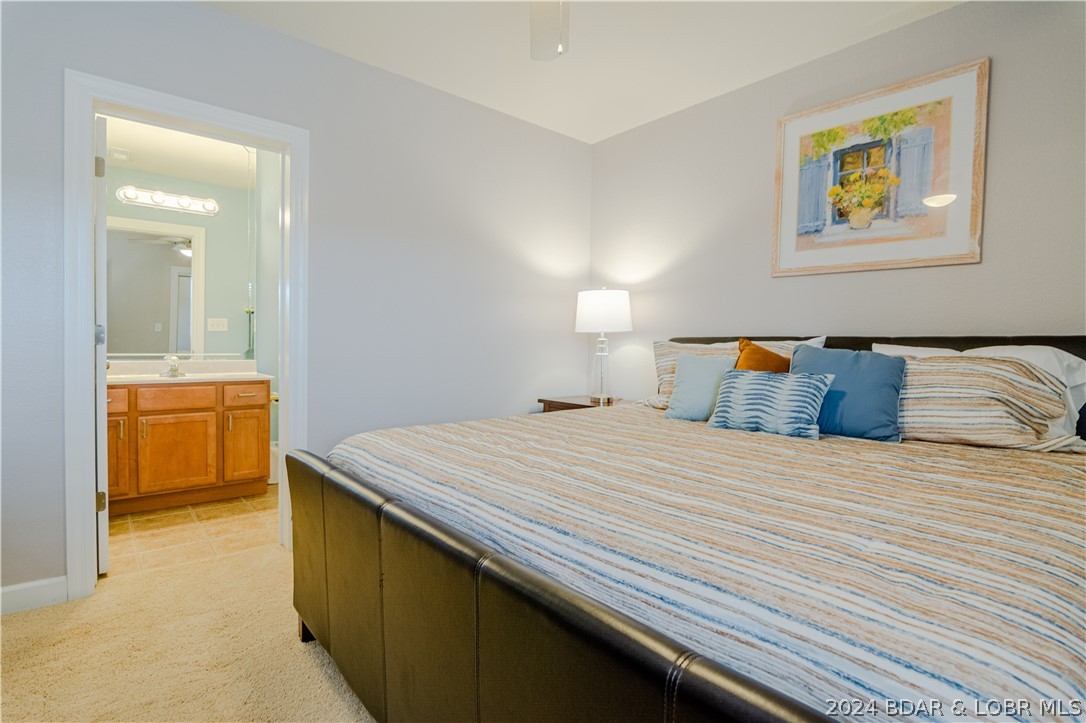 Lake Ozark, Missouri 65049, United States, 3 Bedrooms Bedrooms, ,3 BathroomsBathrooms,Residential,Contingent,57282