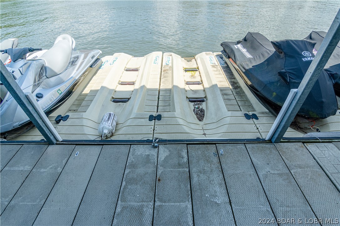 Lake Ozark, Missouri 65049, United States, 3 Bedrooms Bedrooms, ,3 BathroomsBathrooms,Residential,Contingent,57282