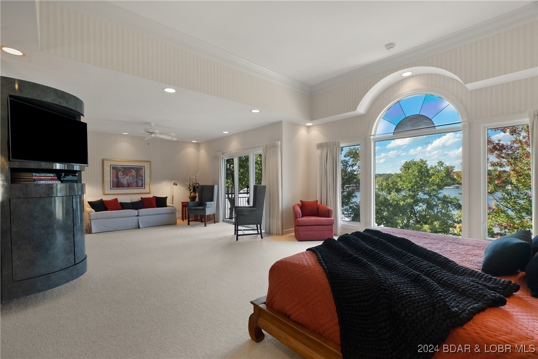 Four Seasons, Missouri 65049, United States, 7 Bedrooms Bedrooms, ,6 BathroomsBathrooms,Residential,Active,24520