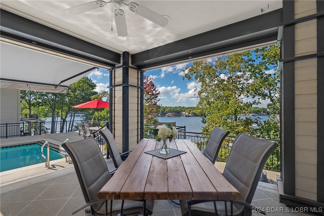 Four Seasons, Missouri 65049, United States, 7 Bedrooms Bedrooms, ,6 BathroomsBathrooms,Residential,Active,24520