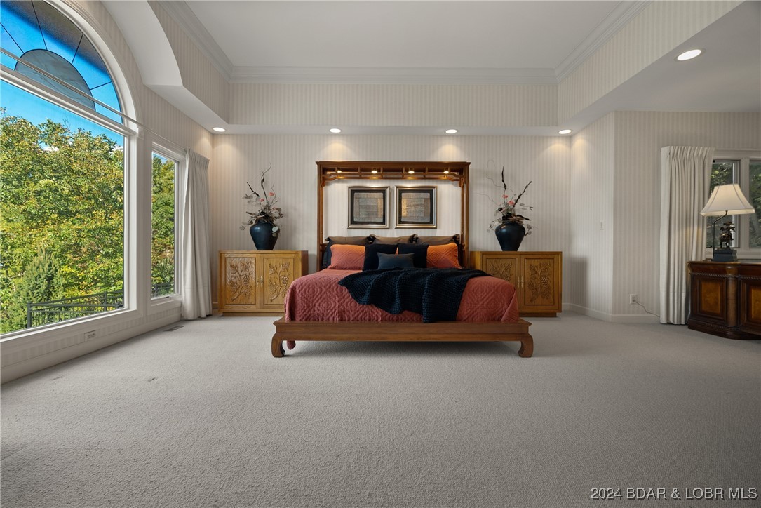 Four Seasons, Missouri 65049, United States, 7 Bedrooms Bedrooms, ,6 BathroomsBathrooms,Residential,Active,24520