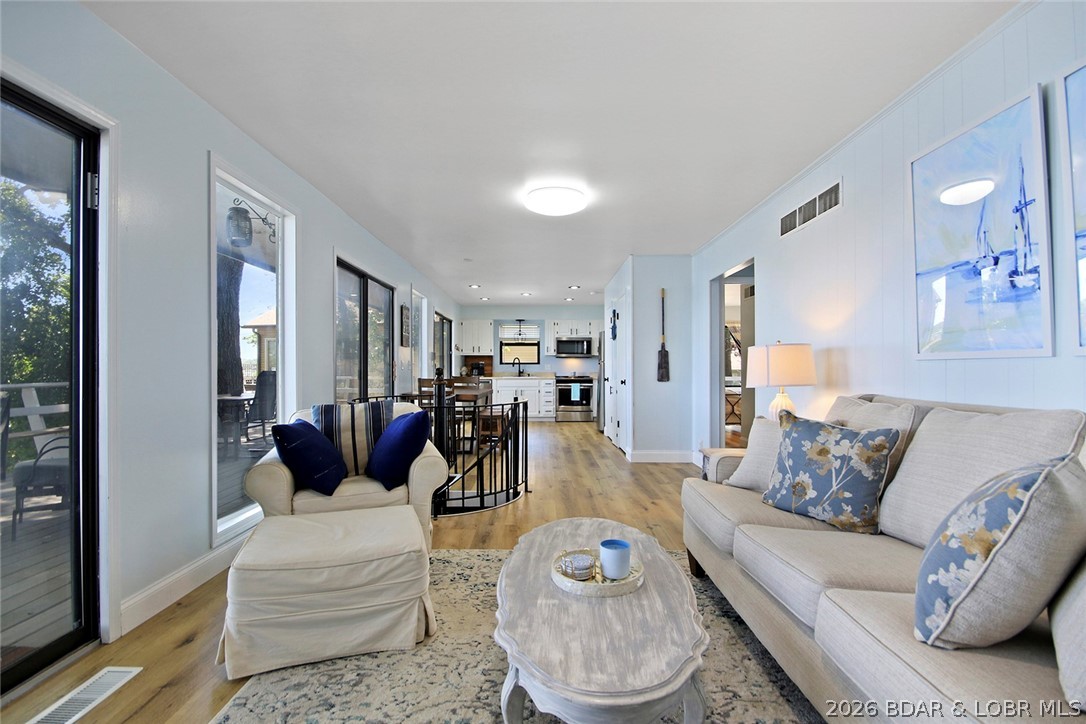 Shawnee Bend No. 5 - Residential