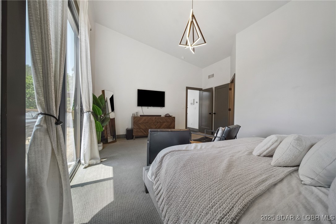 Four Seasons, Missouri 65049, United States, 5 Bedrooms Bedrooms, ,4 BathroomsBathrooms,Residential,Active,150800