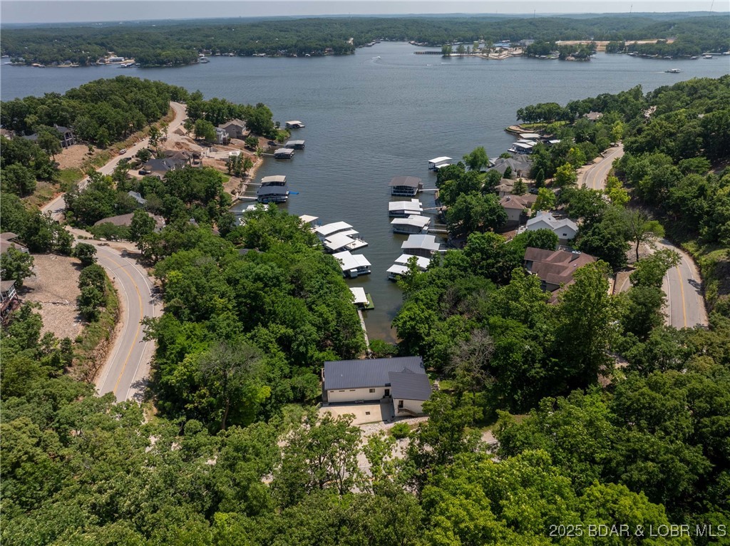 Four Seasons, Missouri 65049, United States, 5 Bedrooms Bedrooms, ,4 BathroomsBathrooms,Residential,Active,150800