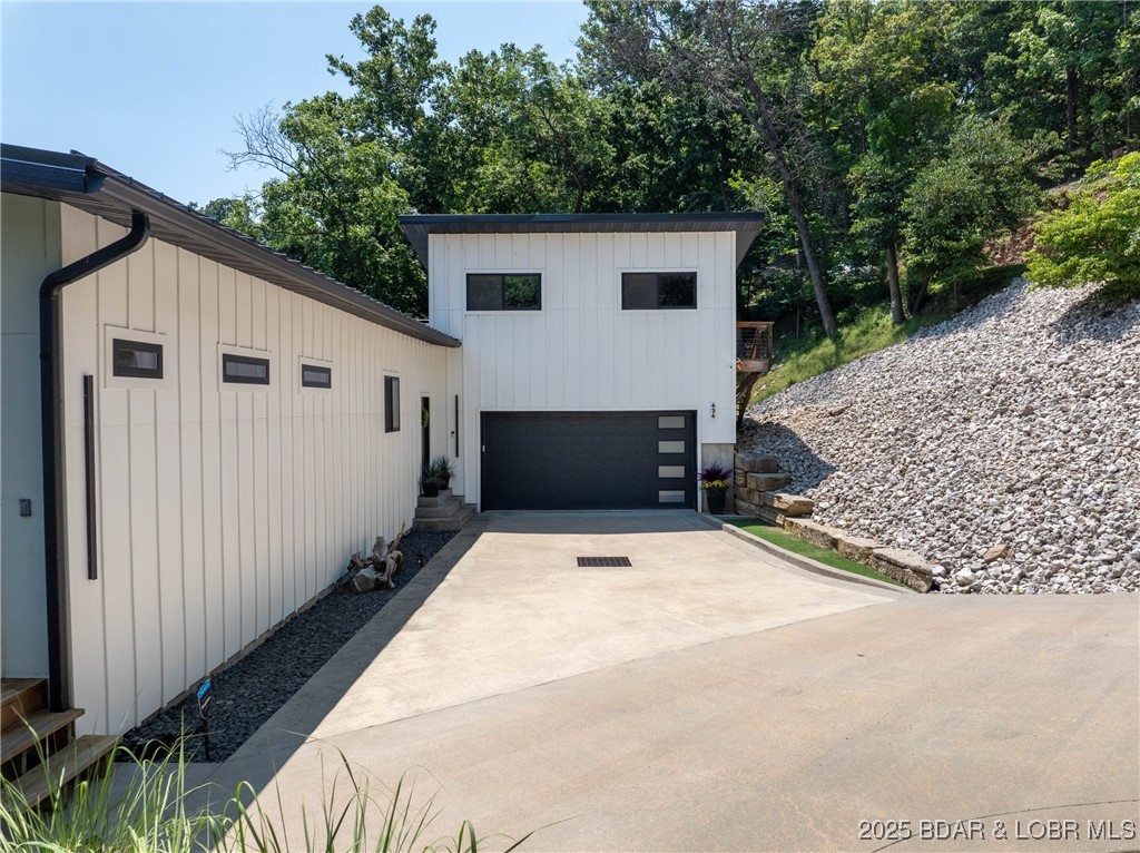 Four Seasons, Missouri 65049, United States, 5 Bedrooms Bedrooms, ,4 BathroomsBathrooms,Residential,Active,150800