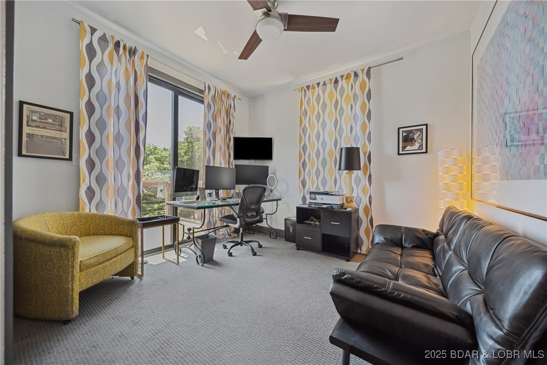 Four Seasons, Missouri 65049, United States, 5 Bedrooms Bedrooms, ,4 BathroomsBathrooms,Residential,Active,150800