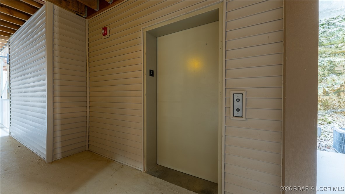 Lochhaven Condominium Subdiv - Residential