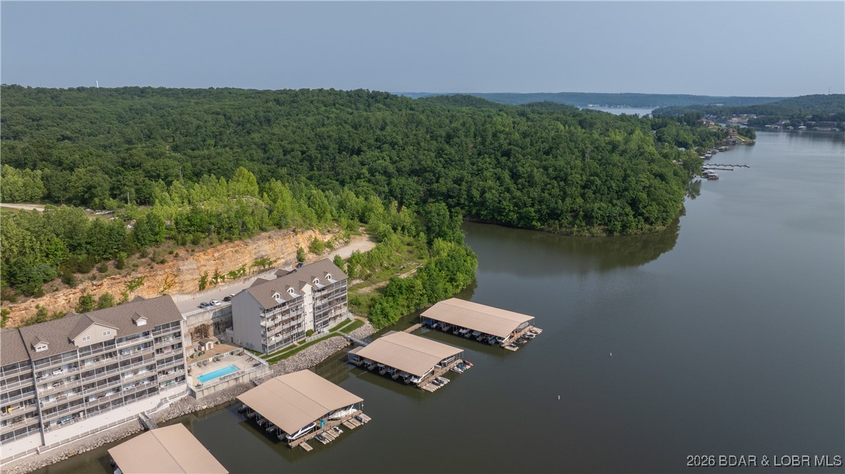 Lochhaven Condominium Subdiv - Residential