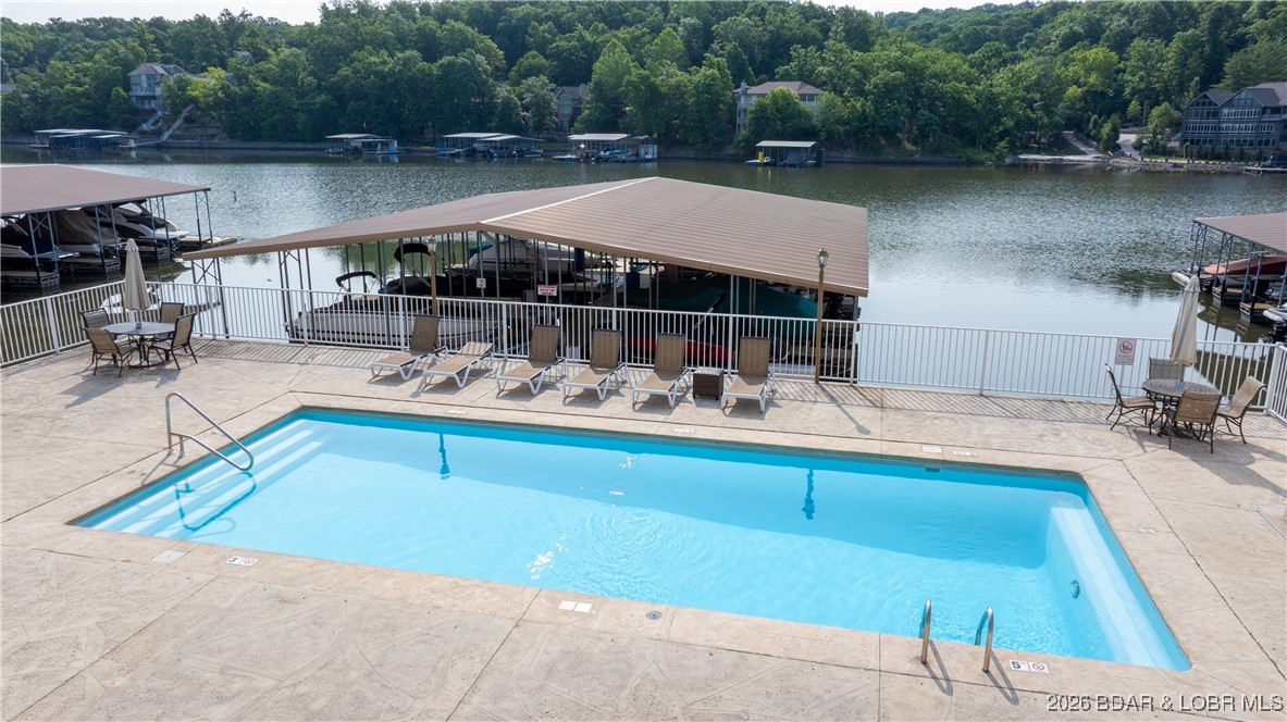 Lochhaven Condominium Subdiv - Residential