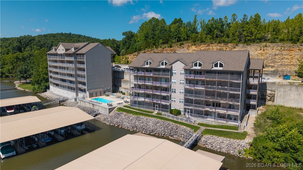 Lochhaven Condominium Subdiv - Residential