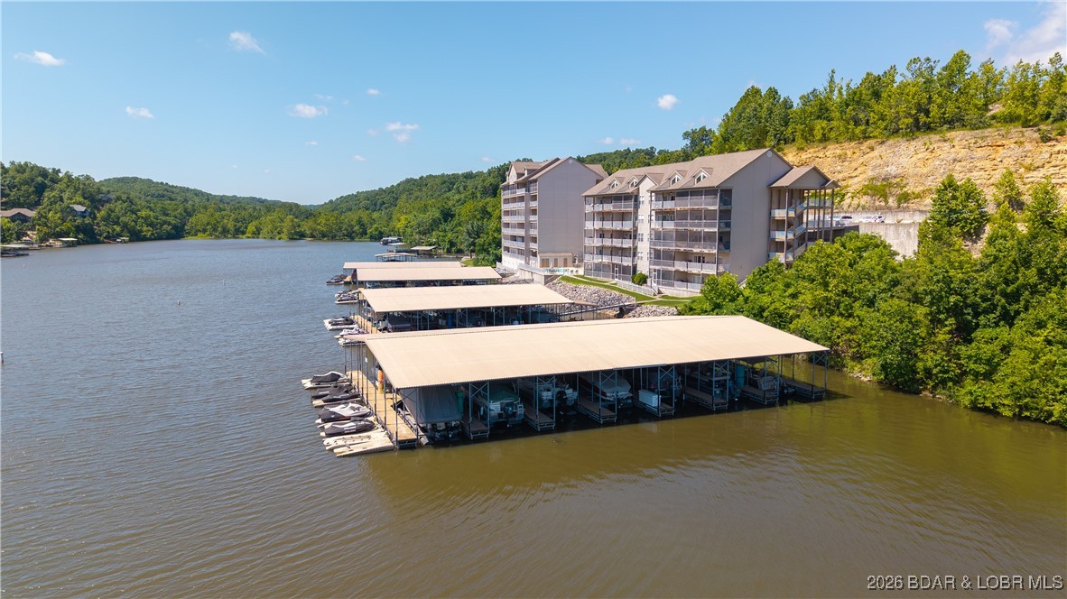 Lochhaven Condominium Subdiv - Residential