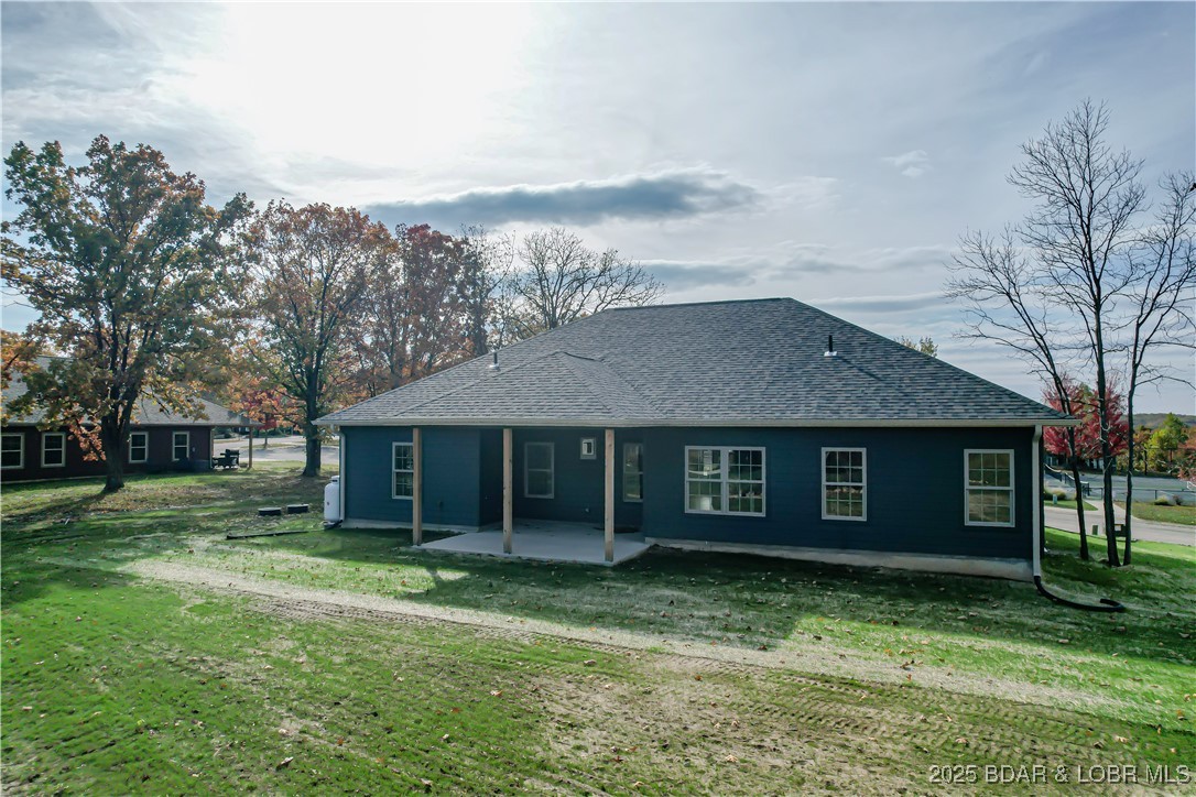 Camdenton, Missouri 65020, United States, 3 Bedrooms Bedrooms, ,2 BathroomsBathrooms,Residential,Active,221327
