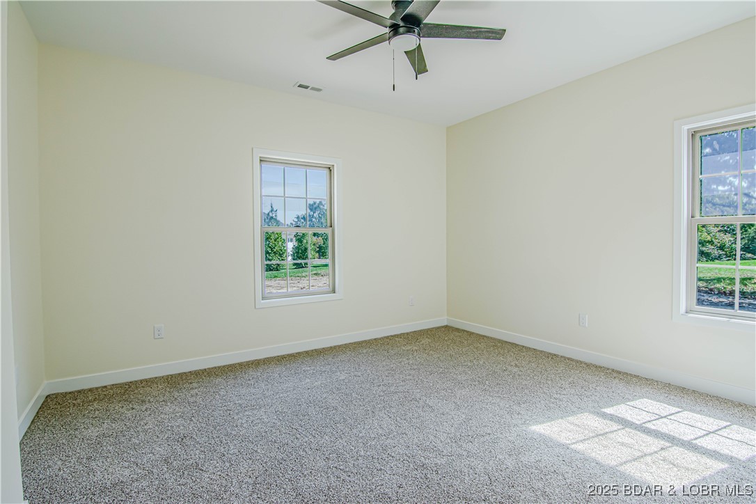 Camdenton, Missouri 65020, United States, 3 Bedrooms Bedrooms, ,2 BathroomsBathrooms,Residential,Active,221327