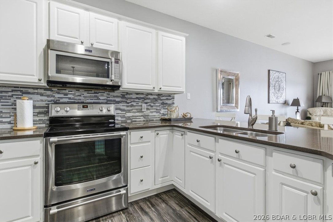 Fountainview Landing, A Condo - Residential