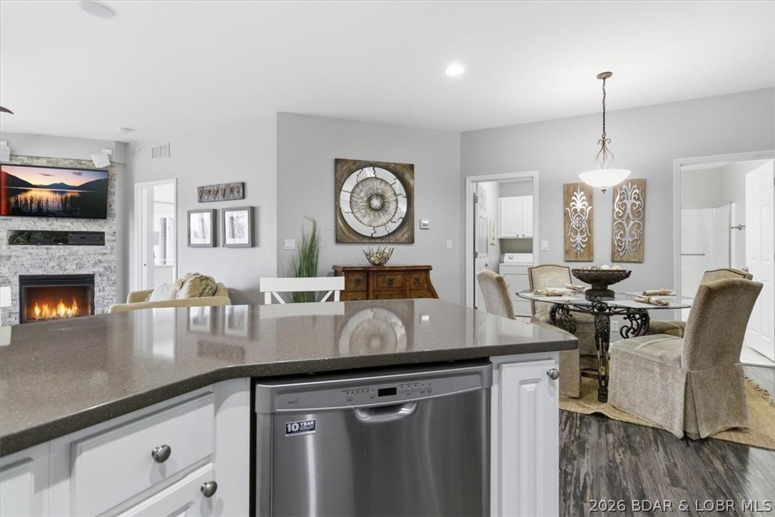 Fountainview Landing, A Condo - Residential