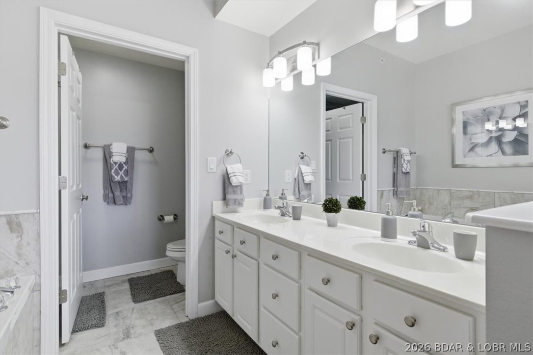 Fountainview Landing, A Condo - Residential