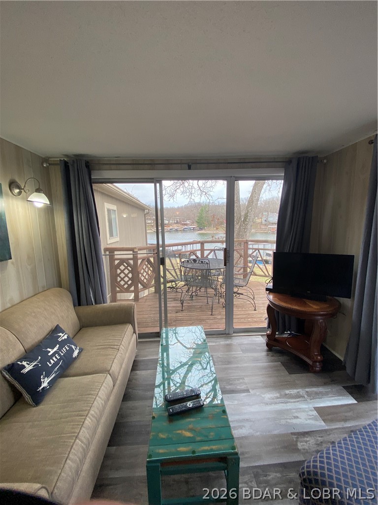 Bass Point - Residential