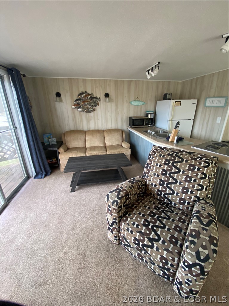 Bass Point - Residential