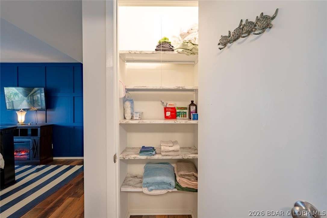 Waters Edge Condominium - Residential