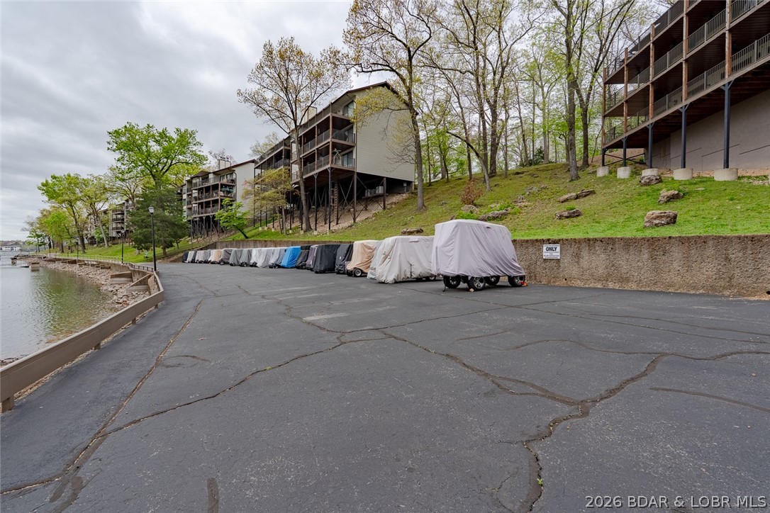 Waters Edge Condominium - Residential