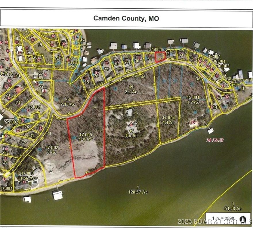 Once in a lifetime property cleared and ready for you to build your dream home! Over 4 acres of perfectly sloped land with jaw-dropping VIEWS for miles. You can see all the way down to the 4 corners on 31 mm! With approx. 300 ft of lakefront, you can spread out...maybe a pool house w/outdoor kitchen to enjoy the games with friends by the water? Maybe a monstrous dock? A guest house? Divide off some lots for friends or family and have a compound? The possibilities are endless. Great lots/land to build on is getting harder and harder to find, and this one is a special piece so don't wait! Additional Lot on Asbury Ln is included, offering a well protected cove for your boat dock. *Seller is willing to convey completed custom house plans (HUGE house w/private pool and over 9300 s.f. w 5 beds/5+baths), septic approval and gate materials to new owner!* Recent survey on file/available.
*this listing included a lakefront lot just a short golf cart ride away to a lot in a protected cove for quieter dock location!*