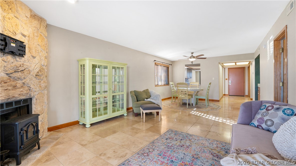 Four Seasons Racqt-Cntry Club - Residential