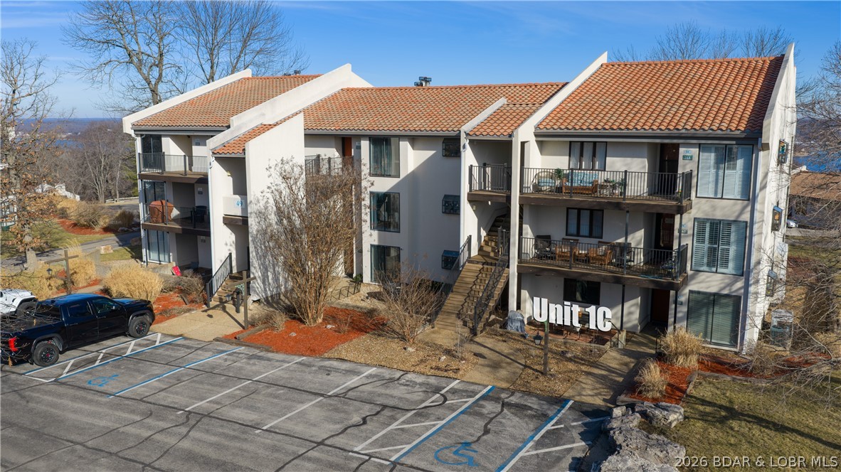 Four Seasons Racqt-Cntry Club - Residential