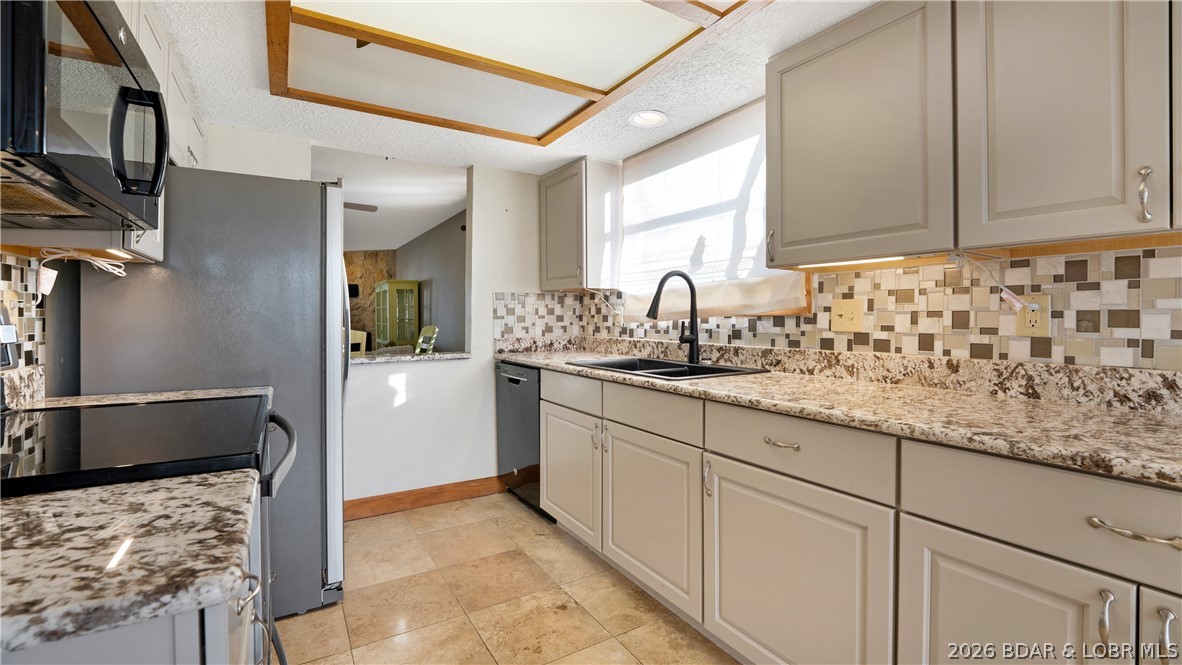 Four Seasons Racqt-Cntry Club - Residential