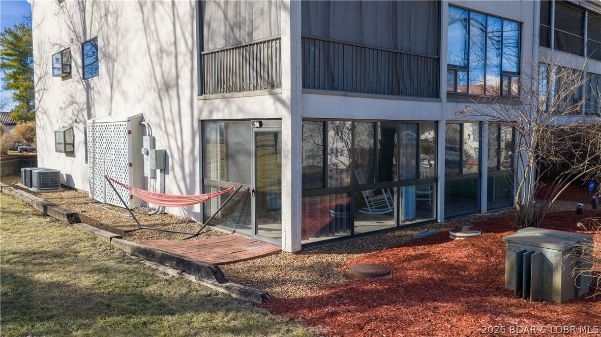 Four Seasons Racqt-Cntry Club - Residential