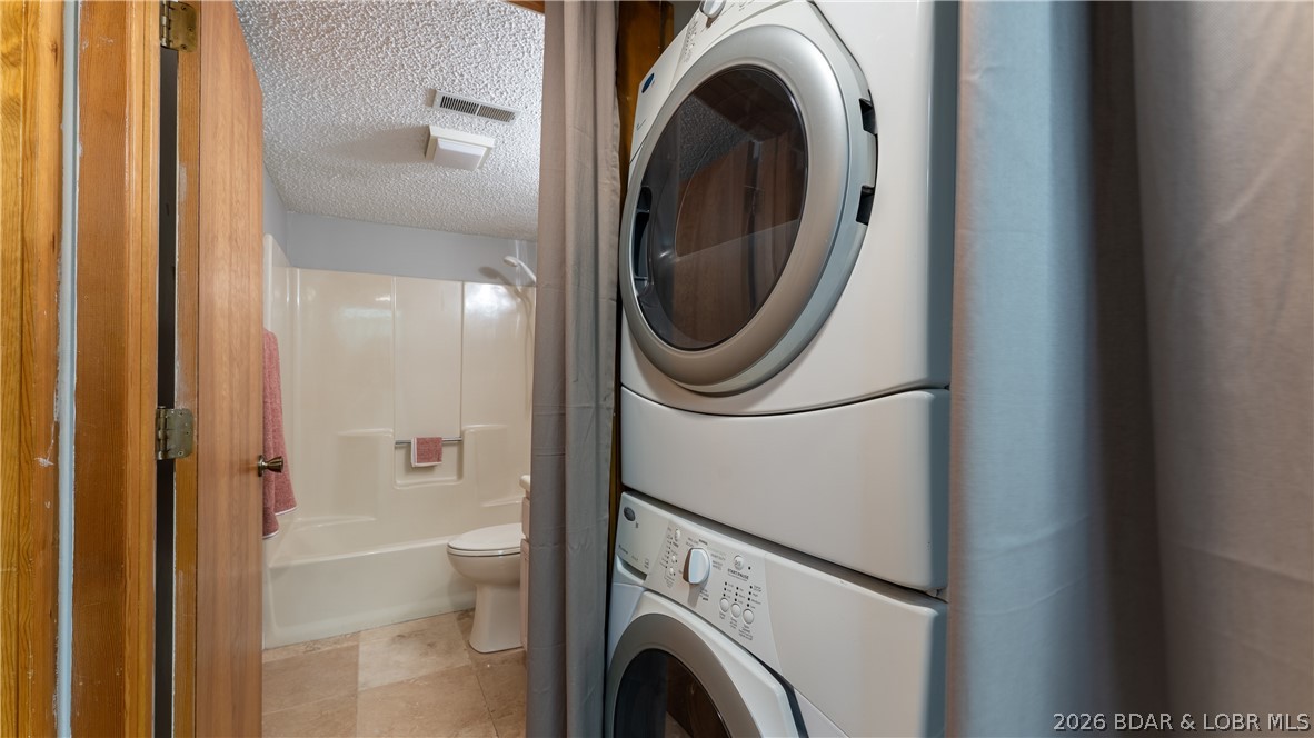 Four Seasons Racqt-Cntry Club - Residential