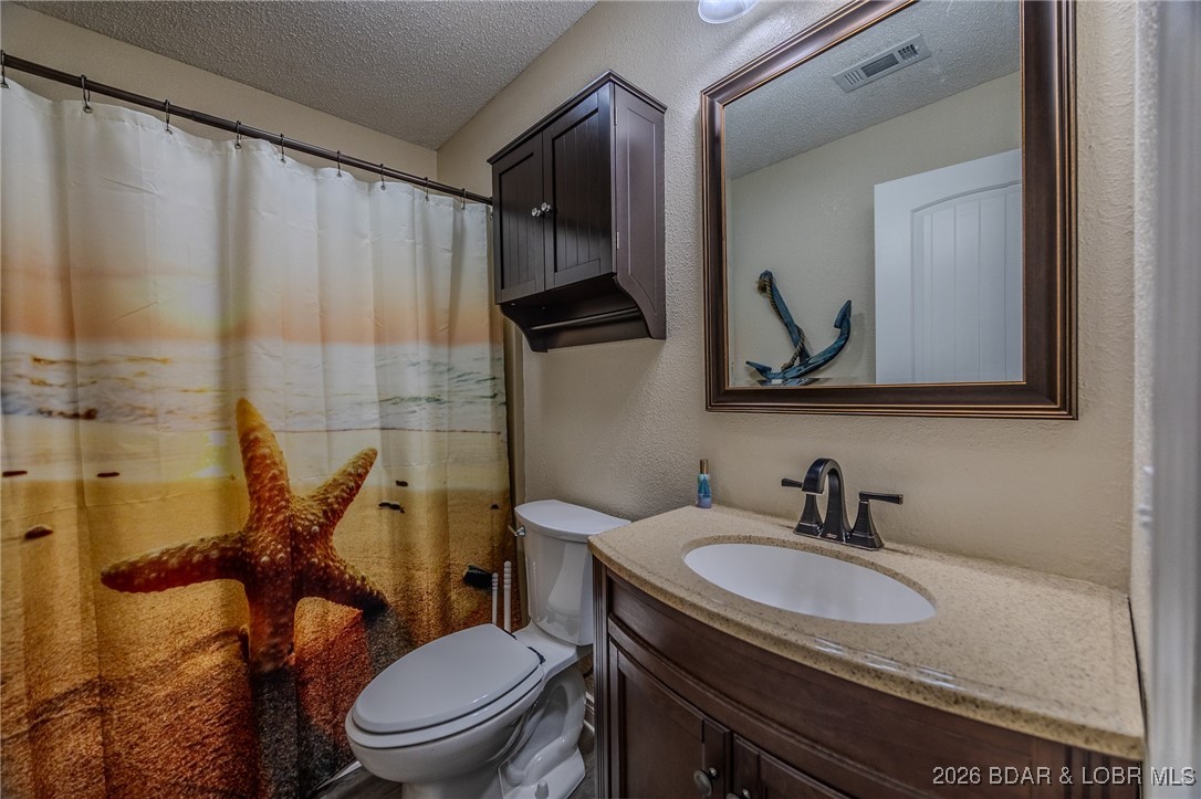 Jonathans Landing - Residential