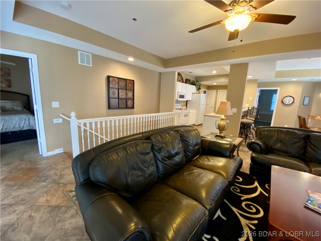 Palisades Condominium - Residential