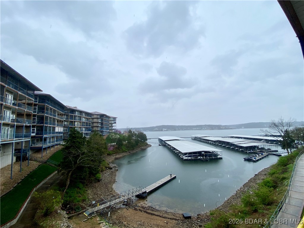 Palisades Condominium - Residential