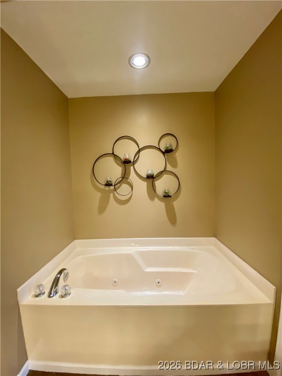 Palisades Condominium - Residential