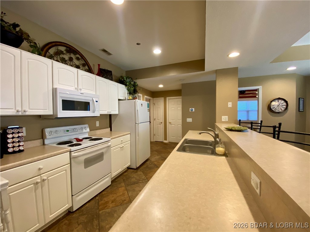 Palisades Condominium - Residential