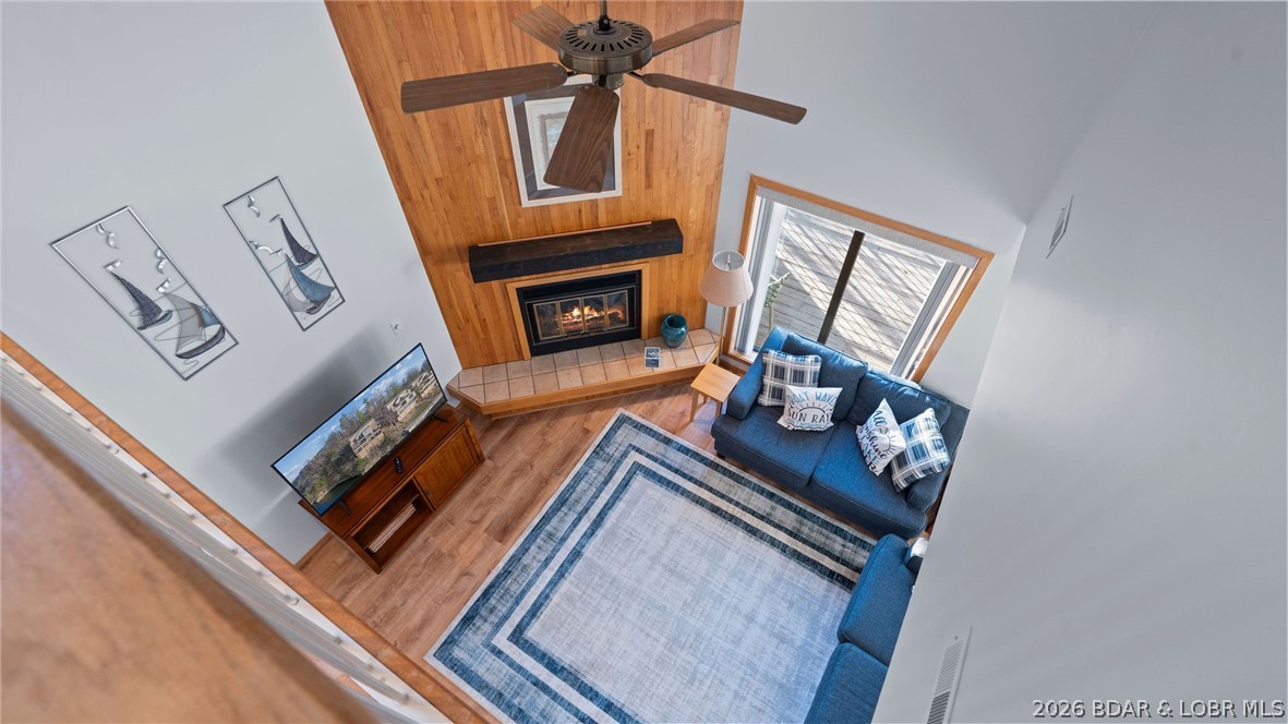 The Falls Condo - Residential