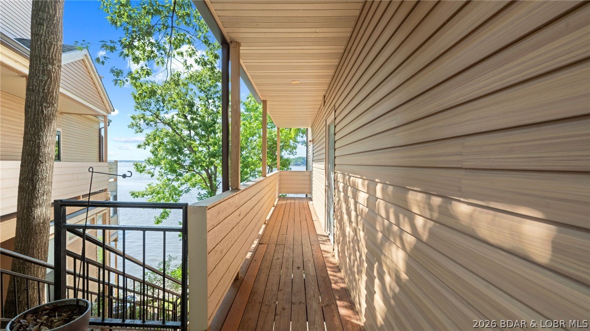 The Falls Condo - Residential