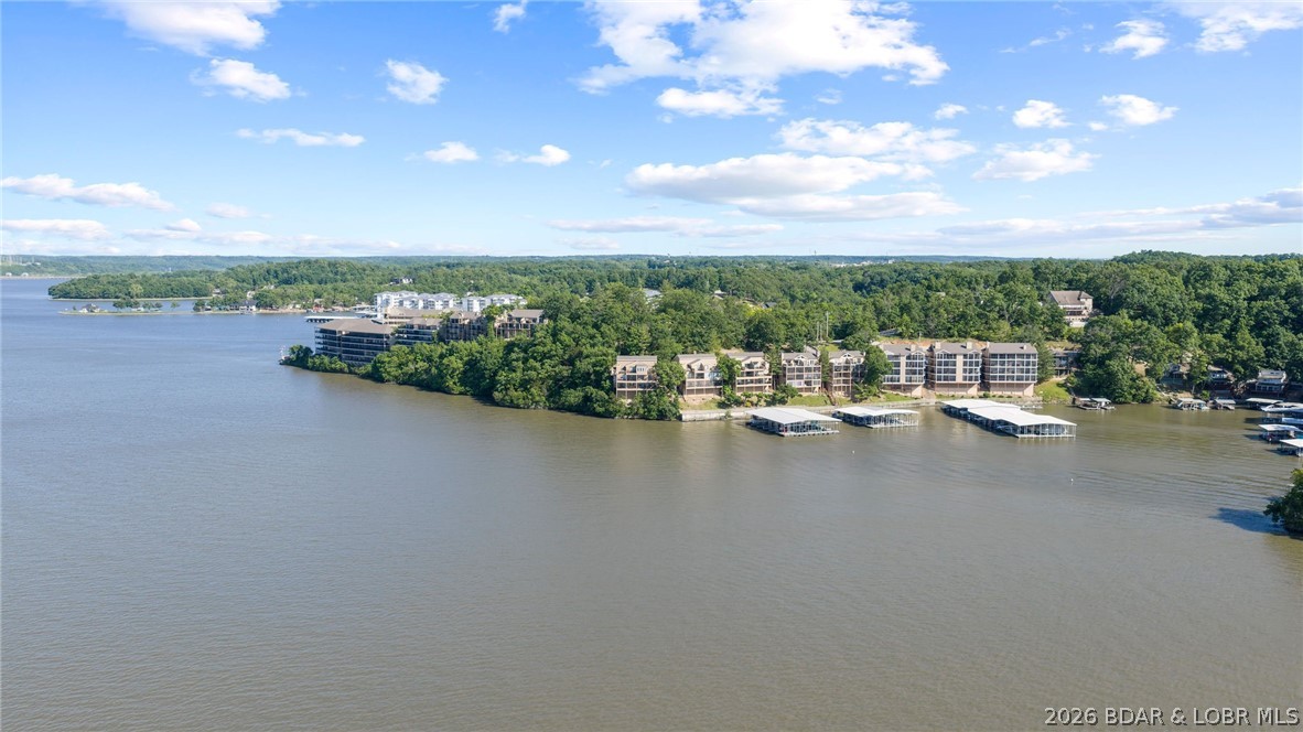 The Falls Condo - Residential
