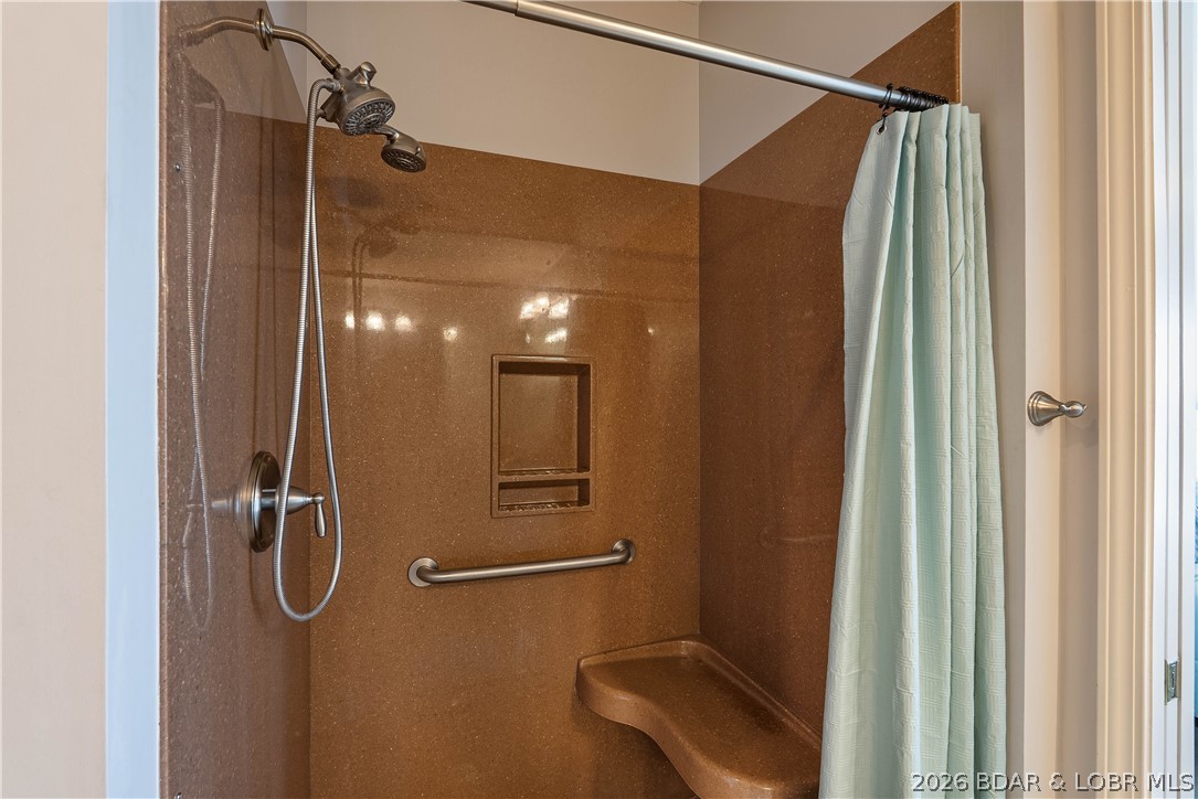 Harbour Towne Condominium - Residential