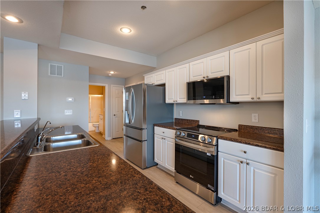 Harbour Towne Condominium - Residential