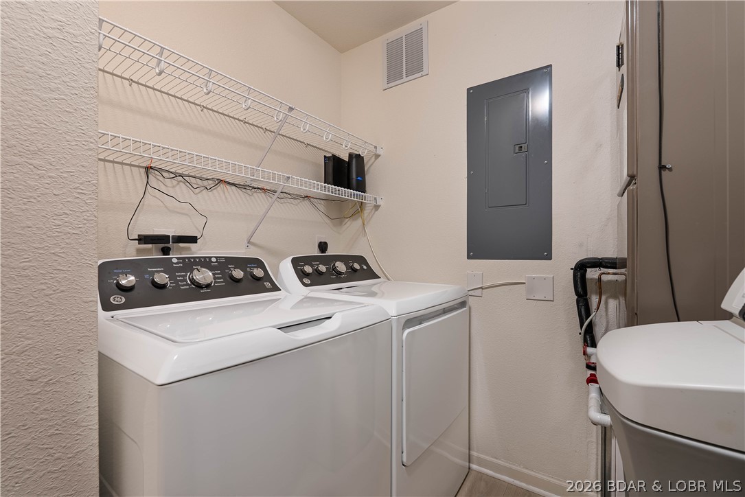 Harbour Towne Condominium - Residential