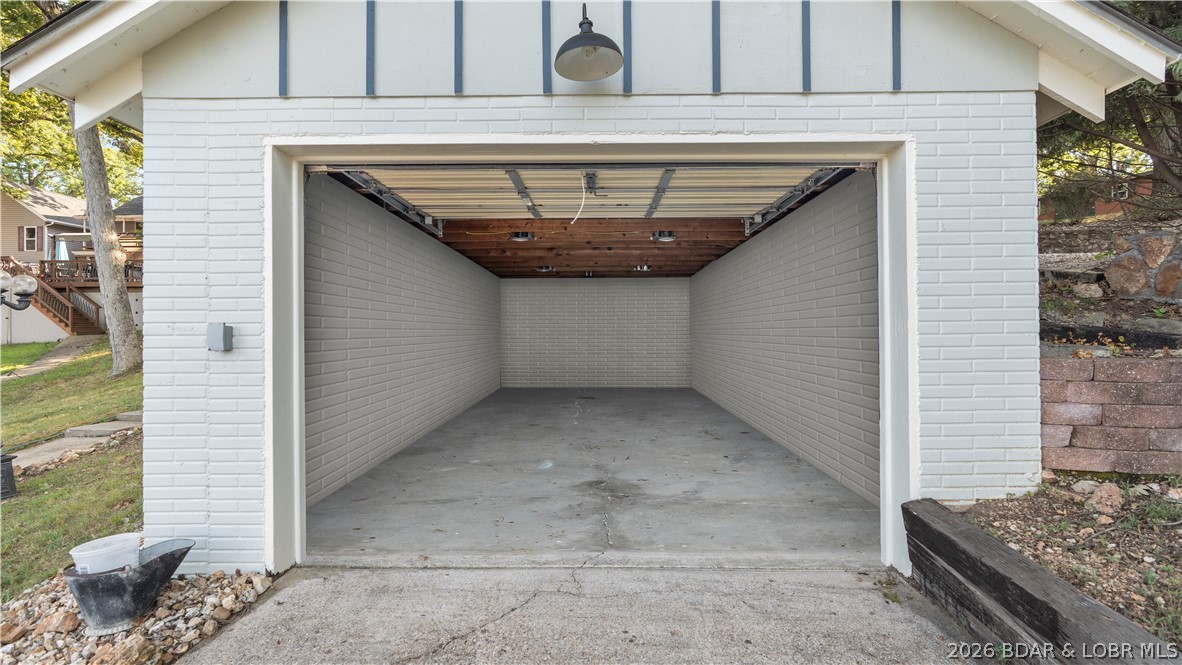 Scenic - Residential