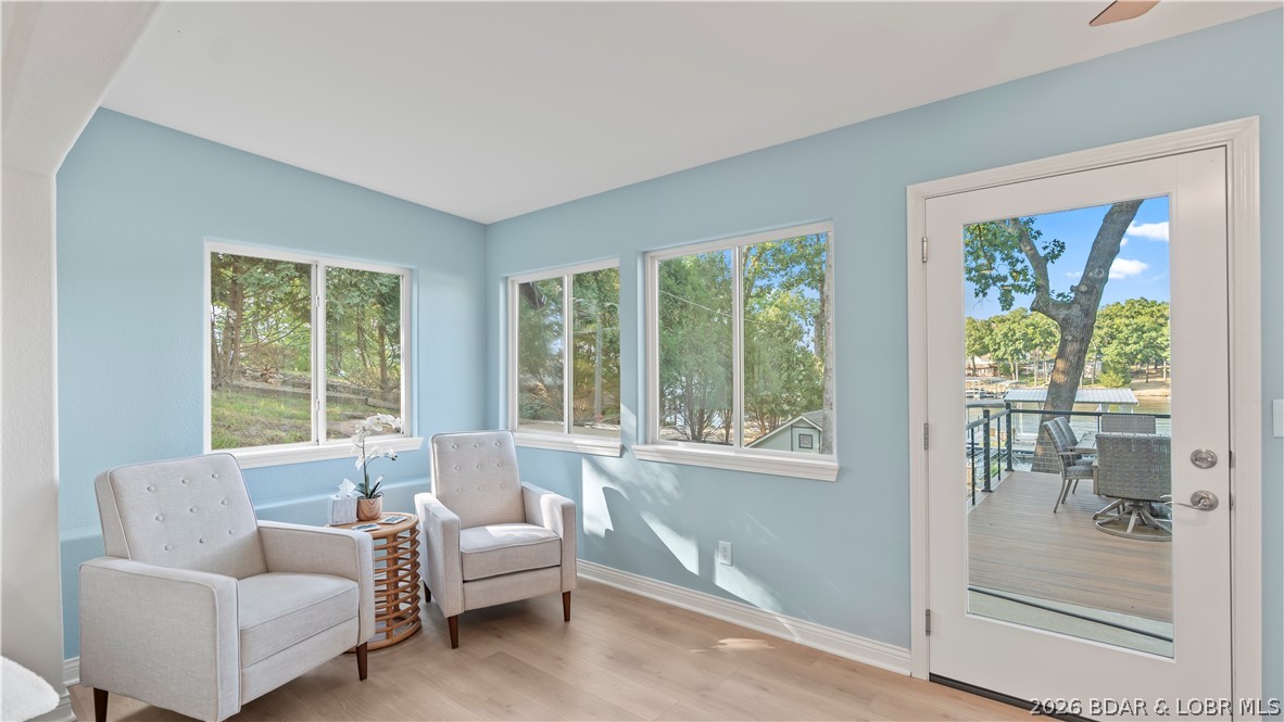 Scenic - Residential