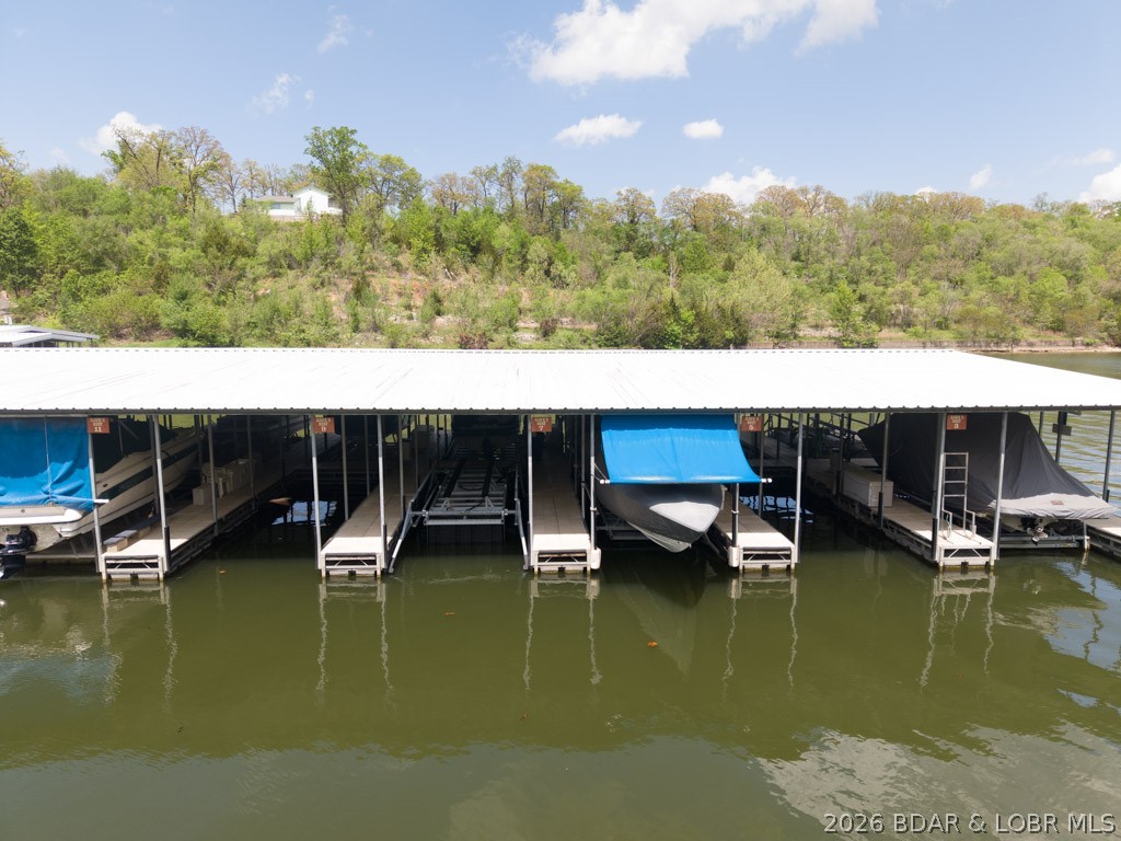 Hawks Nest Lodge Condominium - Residential